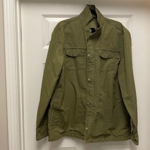 Men’s Army Green Jacket Size: XL